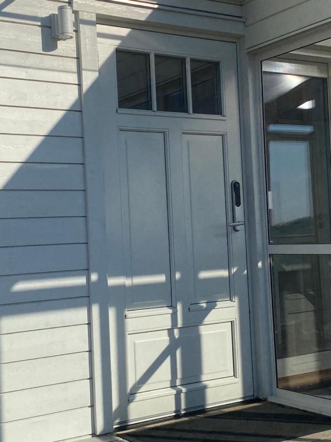 Mycket Trevlig Stuga Pa Braennoe Med Havsutsikt Branno Exterior photo