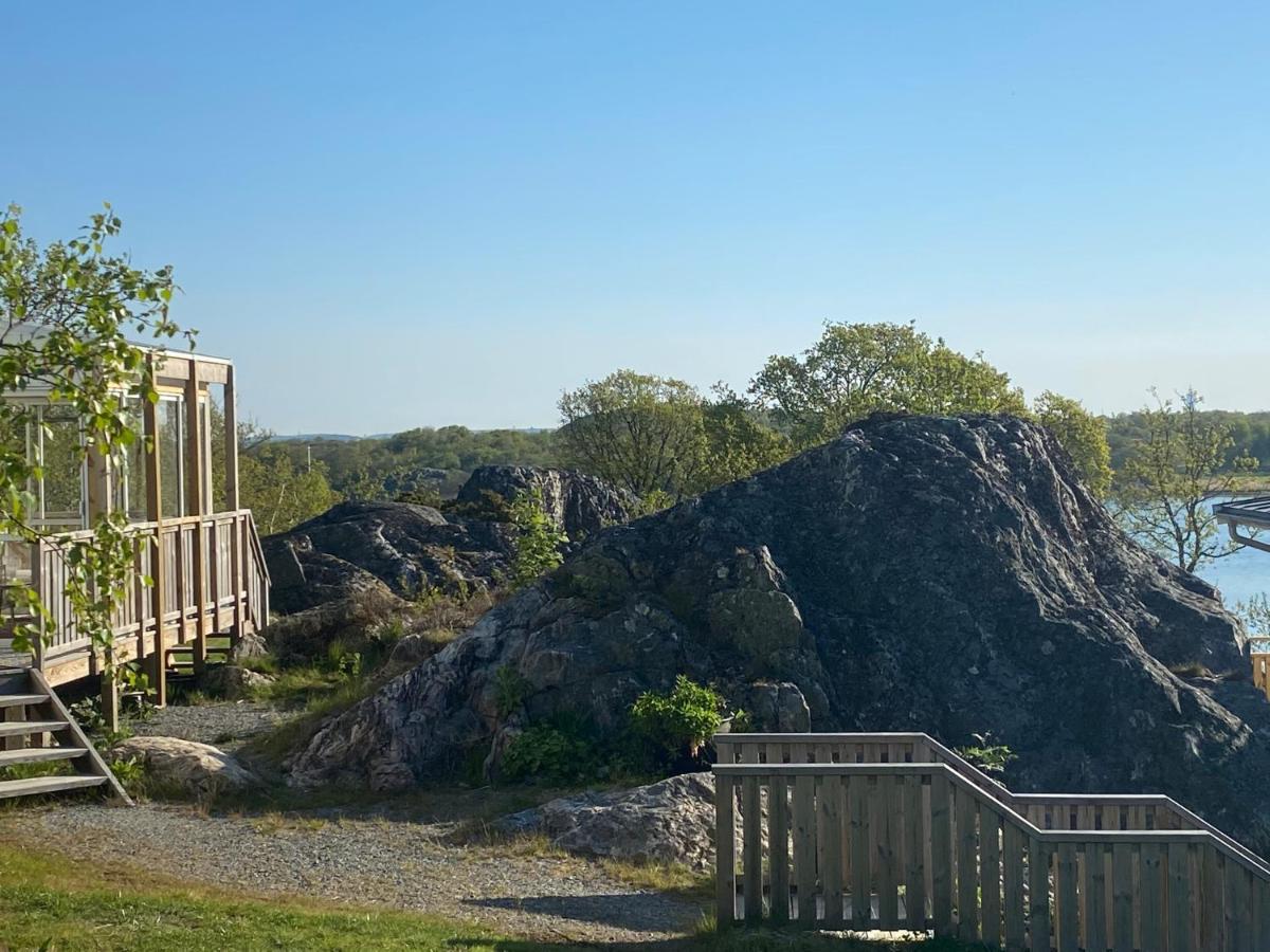 Mycket Trevlig Stuga Pa Braennoe Med Havsutsikt Branno Exterior photo